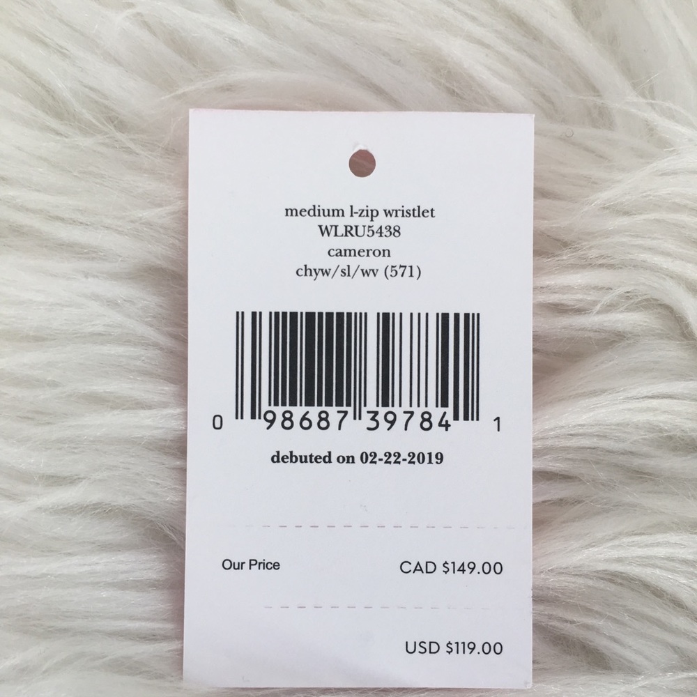 Kate Spade wristlet clutch - Picture 3 of 6